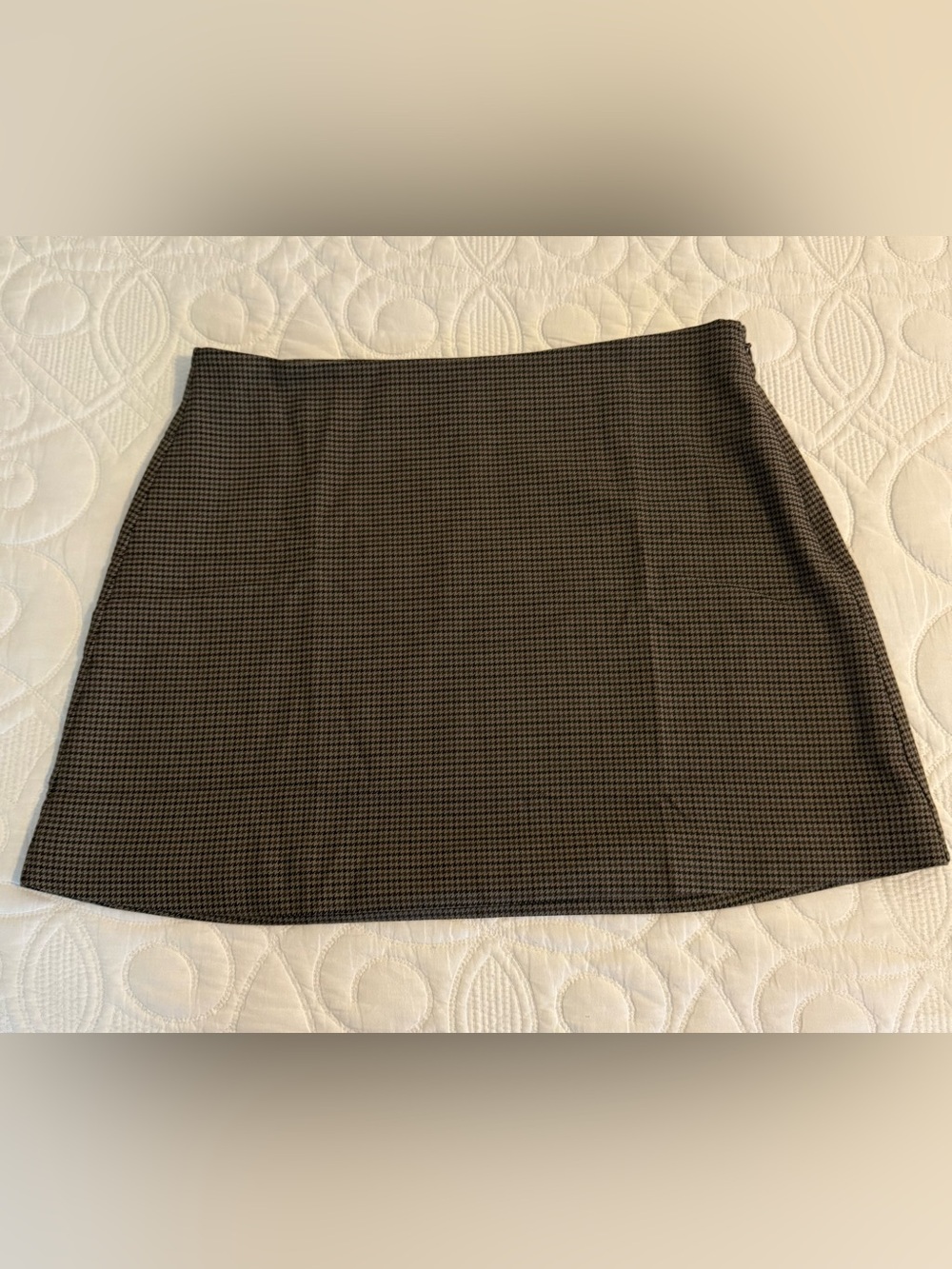 GAP Mini Skirt in Black and Brown Houndstooth